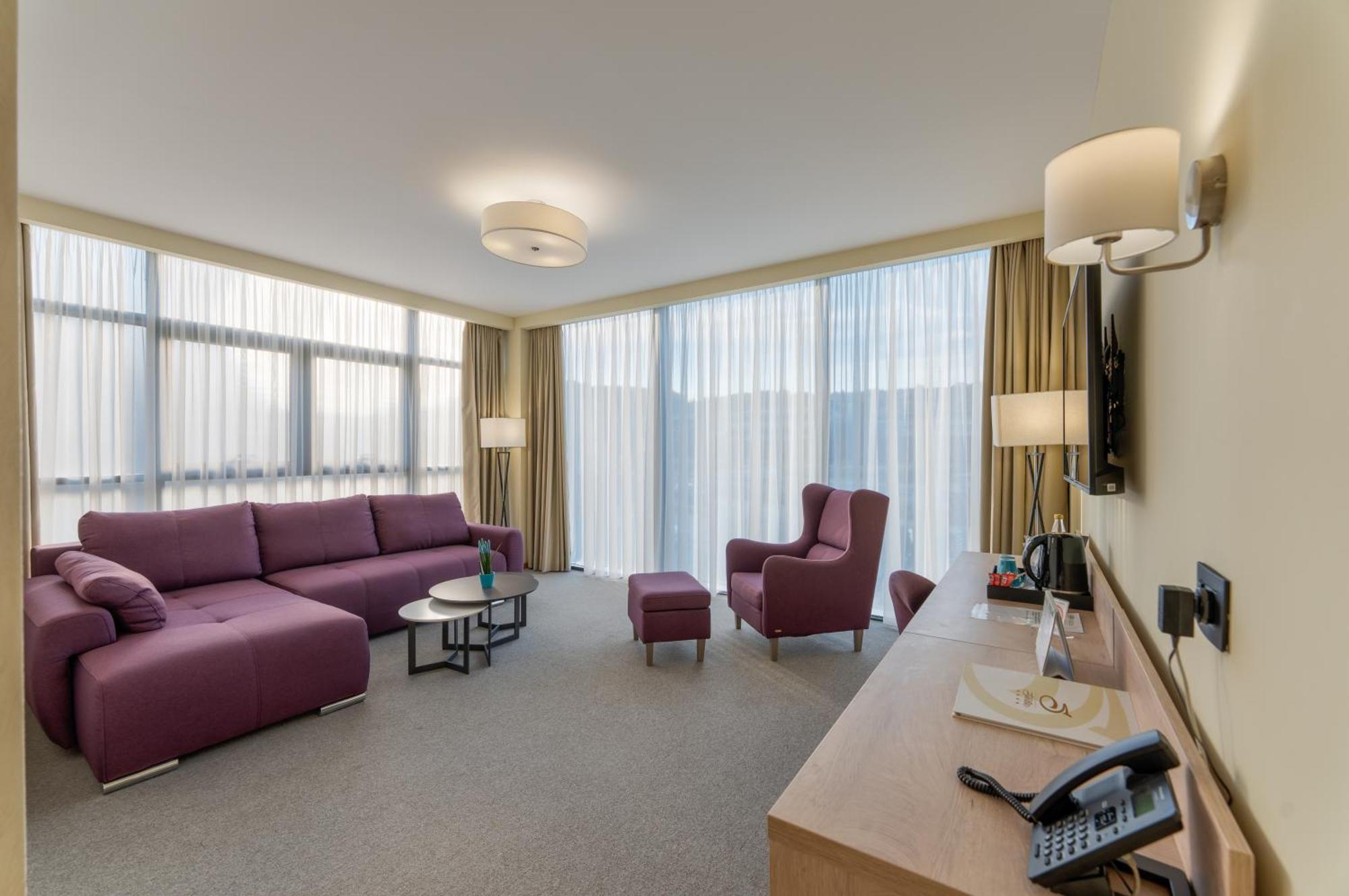 Užice Hotel Siesta מראה חיצוני תמונה