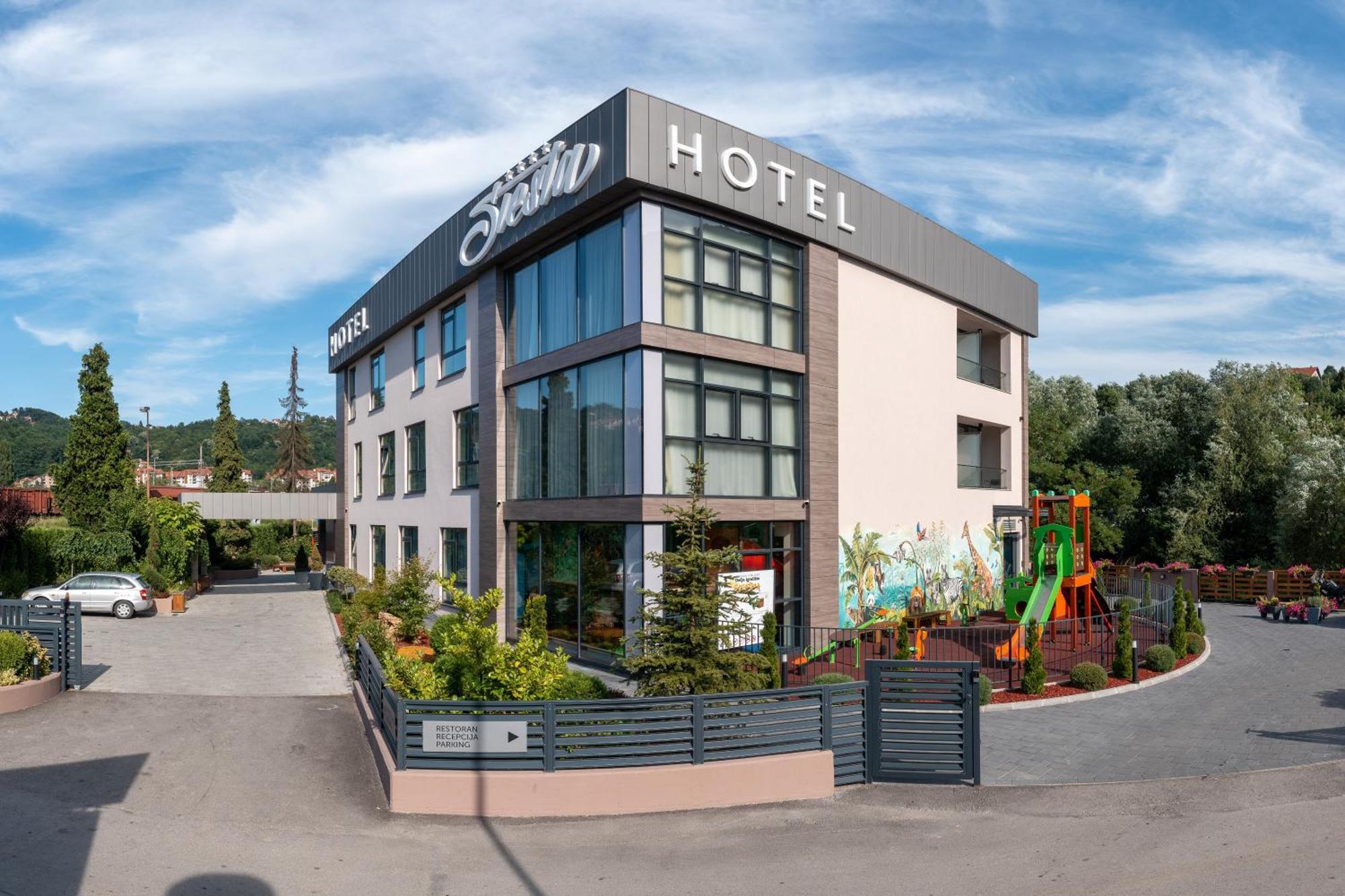 Užice Hotel Siesta מראה חיצוני תמונה