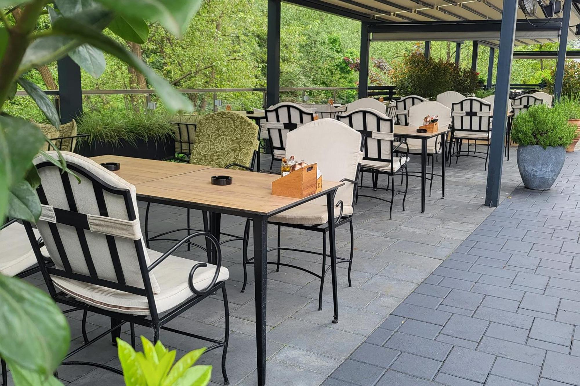 Užice Hotel Siesta מראה חיצוני תמונה