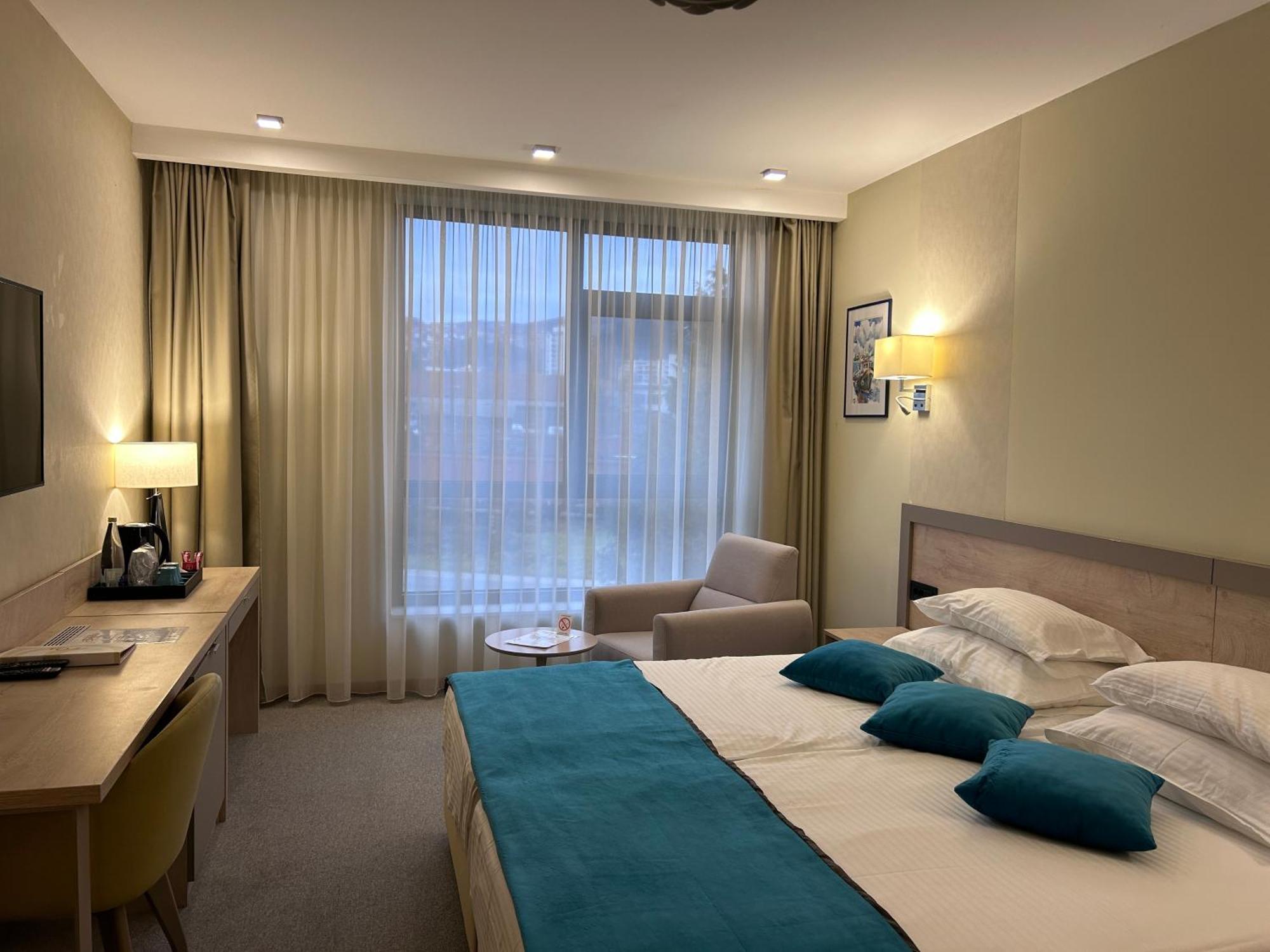 Užice Hotel Siesta מראה חיצוני תמונה
