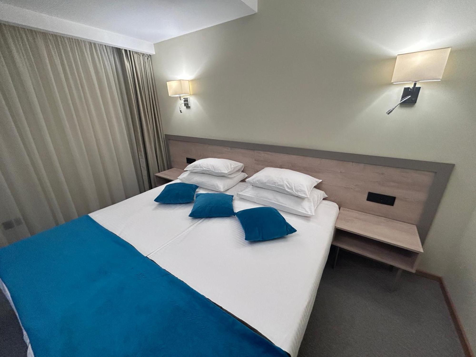 Užice Hotel Siesta מראה חיצוני תמונה