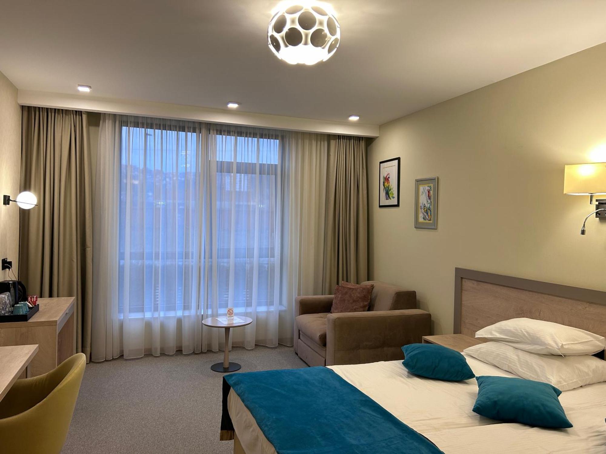 Užice Hotel Siesta מראה חיצוני תמונה