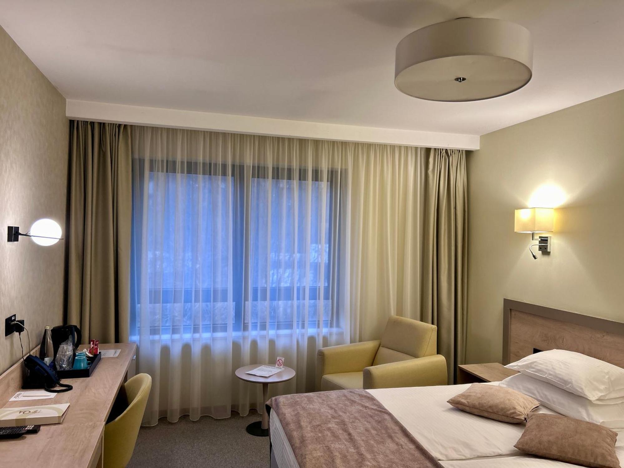 Užice Hotel Siesta מראה חיצוני תמונה